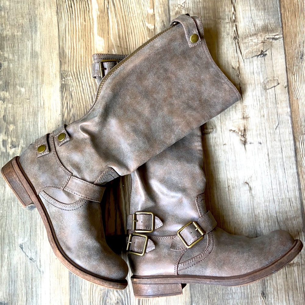 Rustic country riding boots